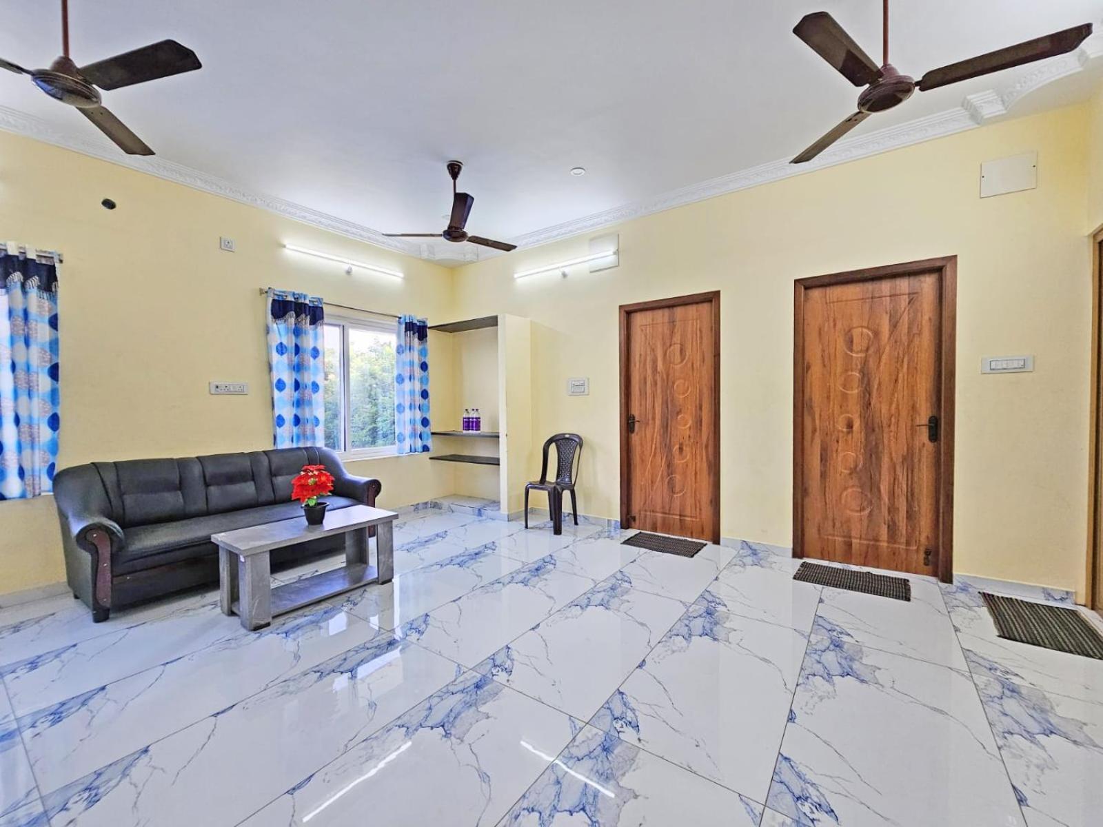Villa Auro Galaxy Puducherry Exterior foto
