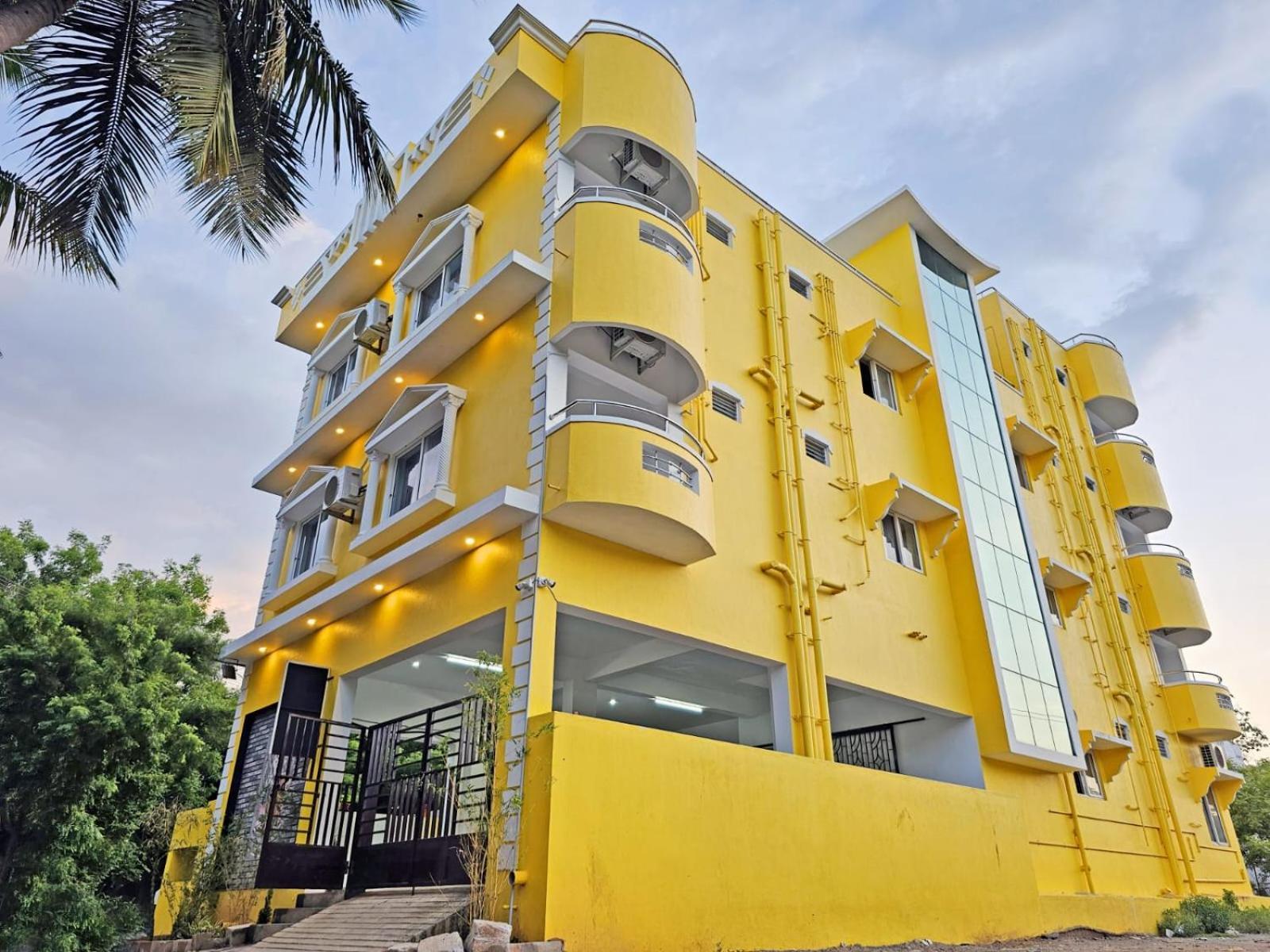 Villa Auro Galaxy Puducherry Exterior foto